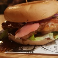 Jamie’s Burgers Jamie’s Burgers @Sukhumwit24