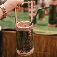 ตลาดเพลาชาย