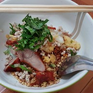 ร้านอาหารจันทร์ทอง