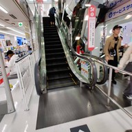 บรรยากาศ BIC CAMERA Namba Store