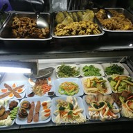 ข้าวต้ม 1 บาท โก้เสริฐ