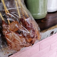 หมูปิ้งจิ๋ว สันติธรรม