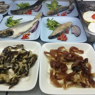 ข้าวต้ม 1 บาท โก้เสริฐ