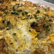 เมนูของร้าน วรรัตน์ผัดไทย-หอยทอด อ.ปราสาท วรรัตน์ผัดไทย หอยทอด