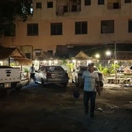 บรรยากาศ พงษ์ ลาบยโส ปทุมธานี