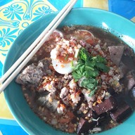 ก๋วยเตี๋ยว indy