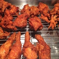 ไก่ทอดวานีต้า โต้รุ่งฉื่อฉาง(เจ้าเก่าหน้าเซเว่น)