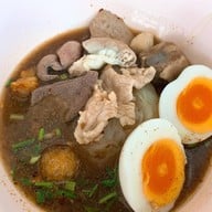 ก๋วยเตี๋ยวเรือป้าดา