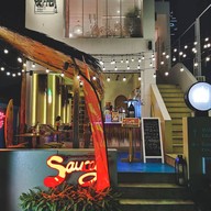 หน้าร้าน Saucey Chicken and Beer Bomb