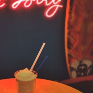 เมนูของร้าน Saucey Chicken and Beer Bomb