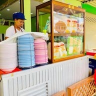 ก๋วยเตี๋ยวไก่ตุ๋นแม่วารีย์ ท่าเรือ