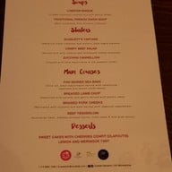 Scarlett Wine Bar & Restaurant โรงแรมพูลแมน จี สีลม