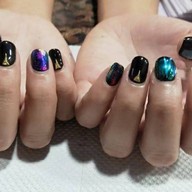 คุณหมวย เล็บสวย