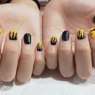 คุณหมวย เล็บสวย