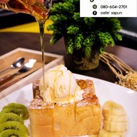 นั่งเล่น วังน้ำเย็น