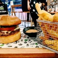 เมนูของร้าน Beef and Shake