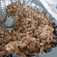 ข้าวจี่ปาเต้ สี่แยกตลาดหมู