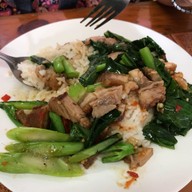 ร้านอาหารจันทร์ทอง