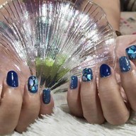 คุณหมวย เล็บสวย