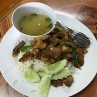 ร้านอาหารจันทร์ทอง