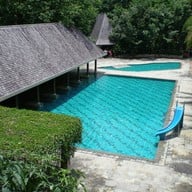 ทรัพย์ไพรวัลย์รีสอร์ท