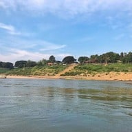 หาดหงส์