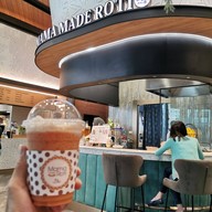 mama made roti Veraa