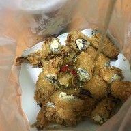 กิ๊บเก๋ บัวลอยไข่หวาน ปลาไข่ โลตัสปราณบุรี