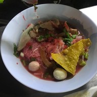 ก๋วยเตี๋ยวเจ้แหม่ม หน้าโลตัส