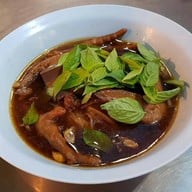 ก๋วยเตี๋ยวไก่มะระนายหาญ