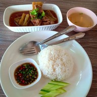 พี่ดาว หมี่แกง เบตง