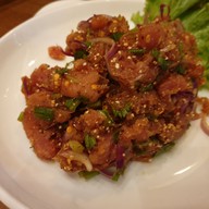 ร้านอาหาร อีสาน ฟิวชั่น @888