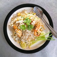 เมนูของร้าน พี่ต่าย ข้าวผัดปู ภูมิใจเสนอ