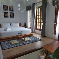 บ้านรักอรุณ (rak Arun House)​