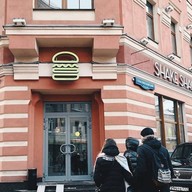 Storefront of shake shack  russia arbat st.