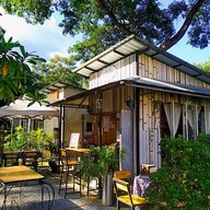 หน้าร้าน มาลี การ์เด้น บิสโทร เชียงใหม่