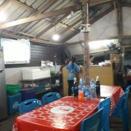 บรรยากาศ ลาบนายมอน