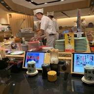 บรรยากาศ Sushi Go Round First Avenue tokyo station
