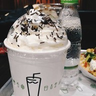 Food or drink of shake shack  russia arbat st.