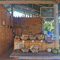 บรรยากาศ ไร่สุดเมิงโปง บ่อเกลือใต้ ก่อนถึงถนน เลข 3 จังหวัดน่าน