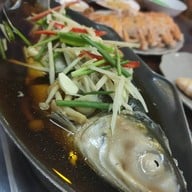 เมนูของร้าน คนกินปลา