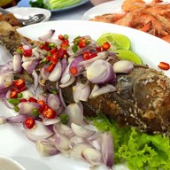 เมนูของร้าน ปัญญาซีฟู้ด