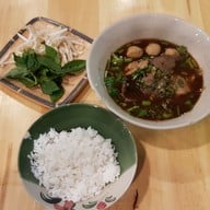 ตลาดนัดพันธุ์ทิพย์