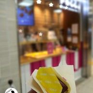 เมนูของร้าน Pogg Sweet Potato Pie