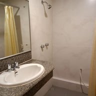 โรงแรมตรัง กรุงเทพ