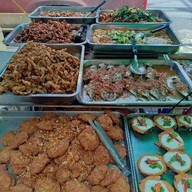 โกเล็กท่าดินแดง