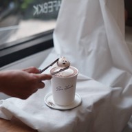เมนูของร้าน Slowhands.cafe