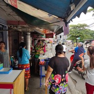 หลากเตี๋ยว ข้าวมันไก่