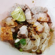 ก๋วยเตี๋ยวไก่กำแพงเพชร