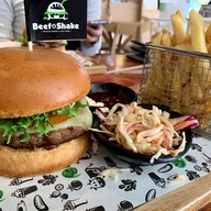 เมนูของร้าน Beef and Shake